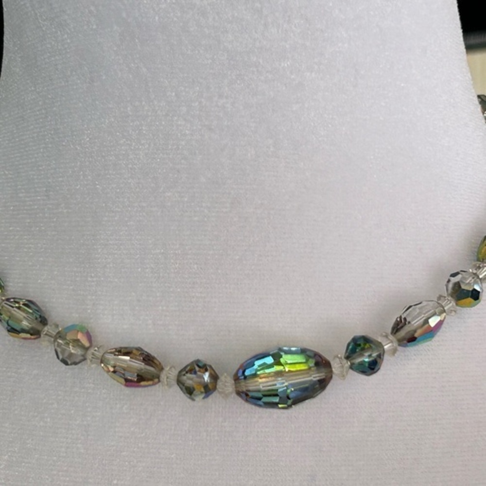Gorgeous Vintage Smoked Heliotrope Crystal Necklace